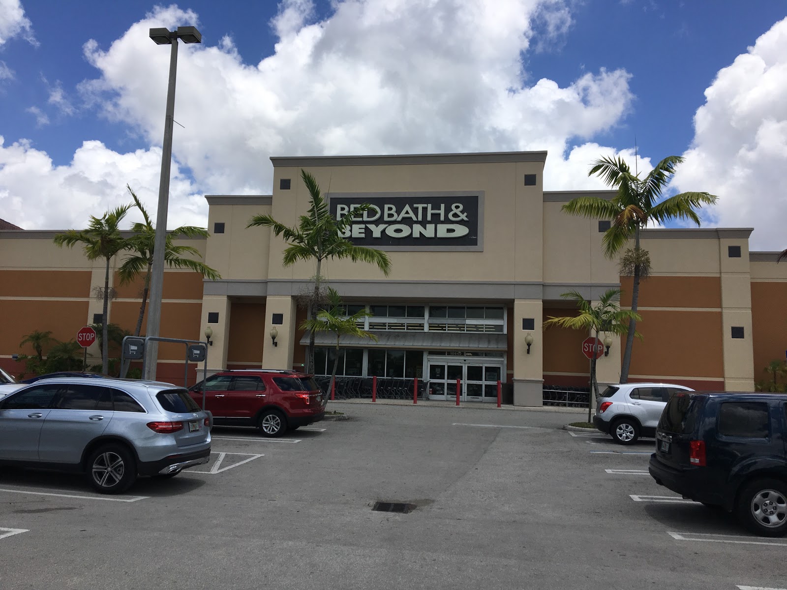 Bed Bath & Beyond Miami, FL Bedding & Bath Products, Cookware