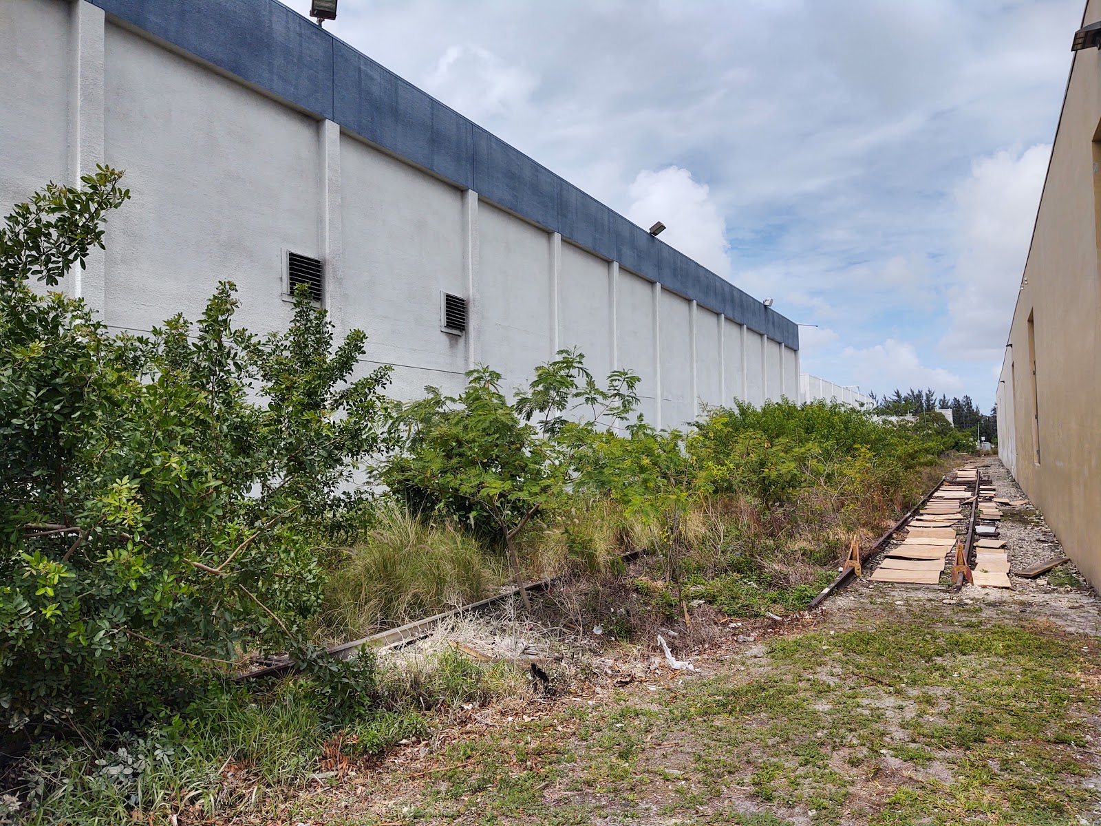 Dade County Materials Management Division » Local government office in