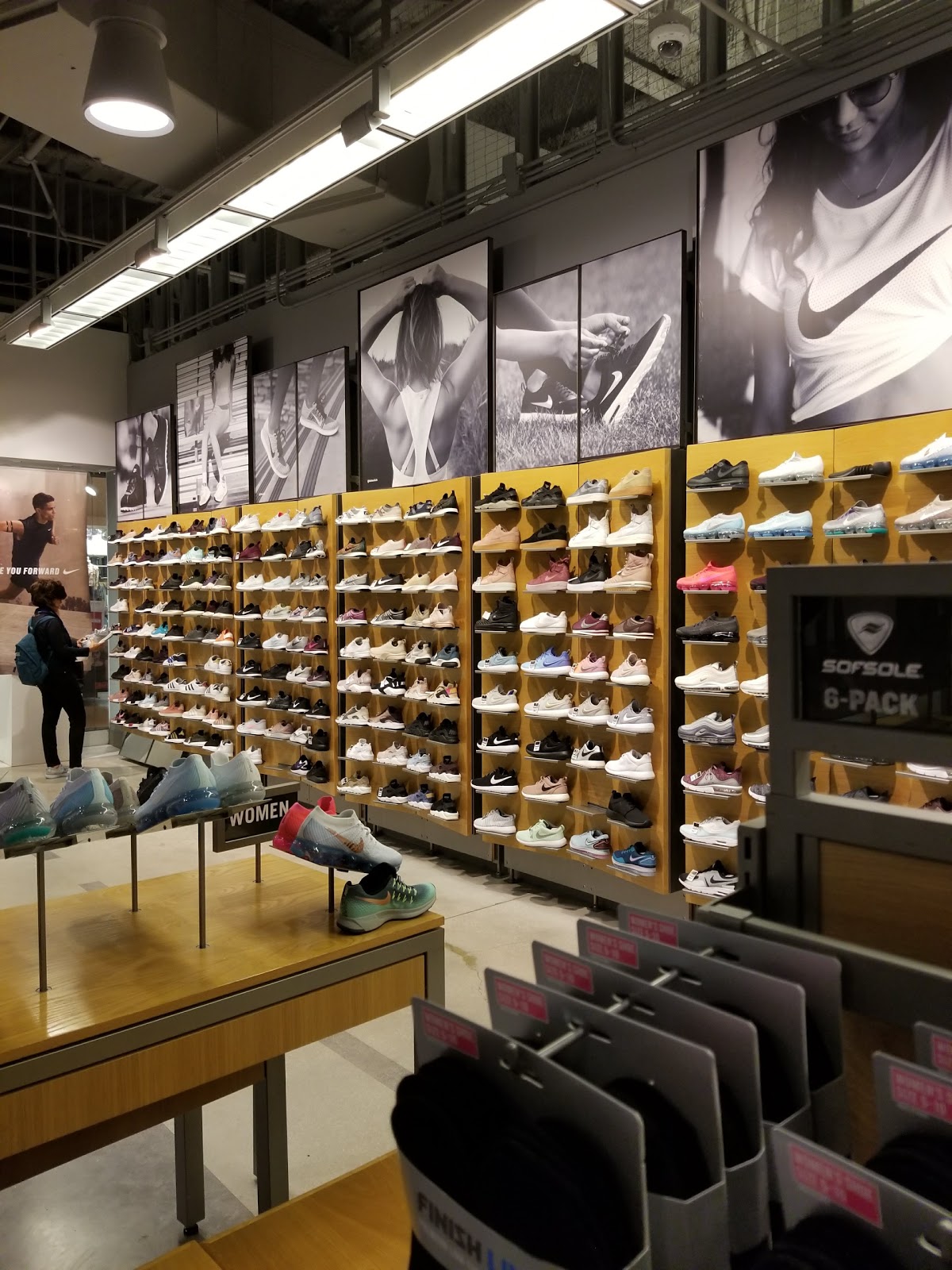 Shoe Store In Miami Fl Dolphin Mall Finish Line Nike Adidas Jordan