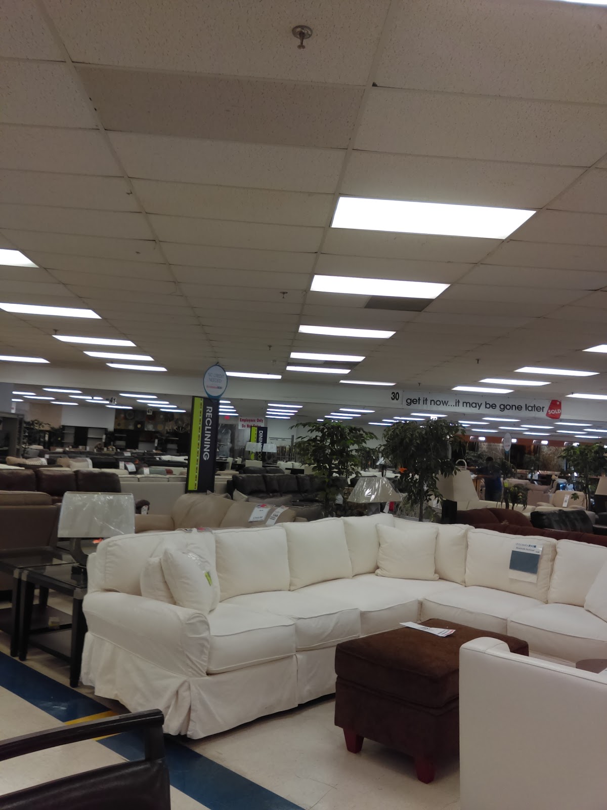 Hialeah FL Discount Furniture Outlet Store