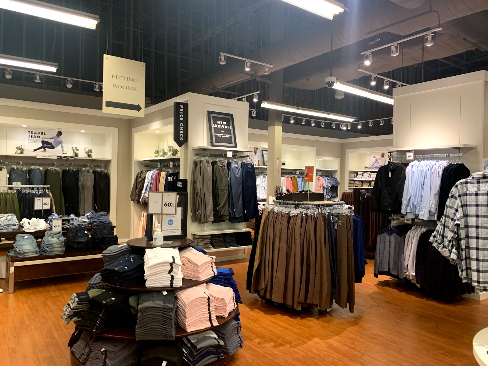 Banana Republic Factory Store » Clothing store in Doral FL