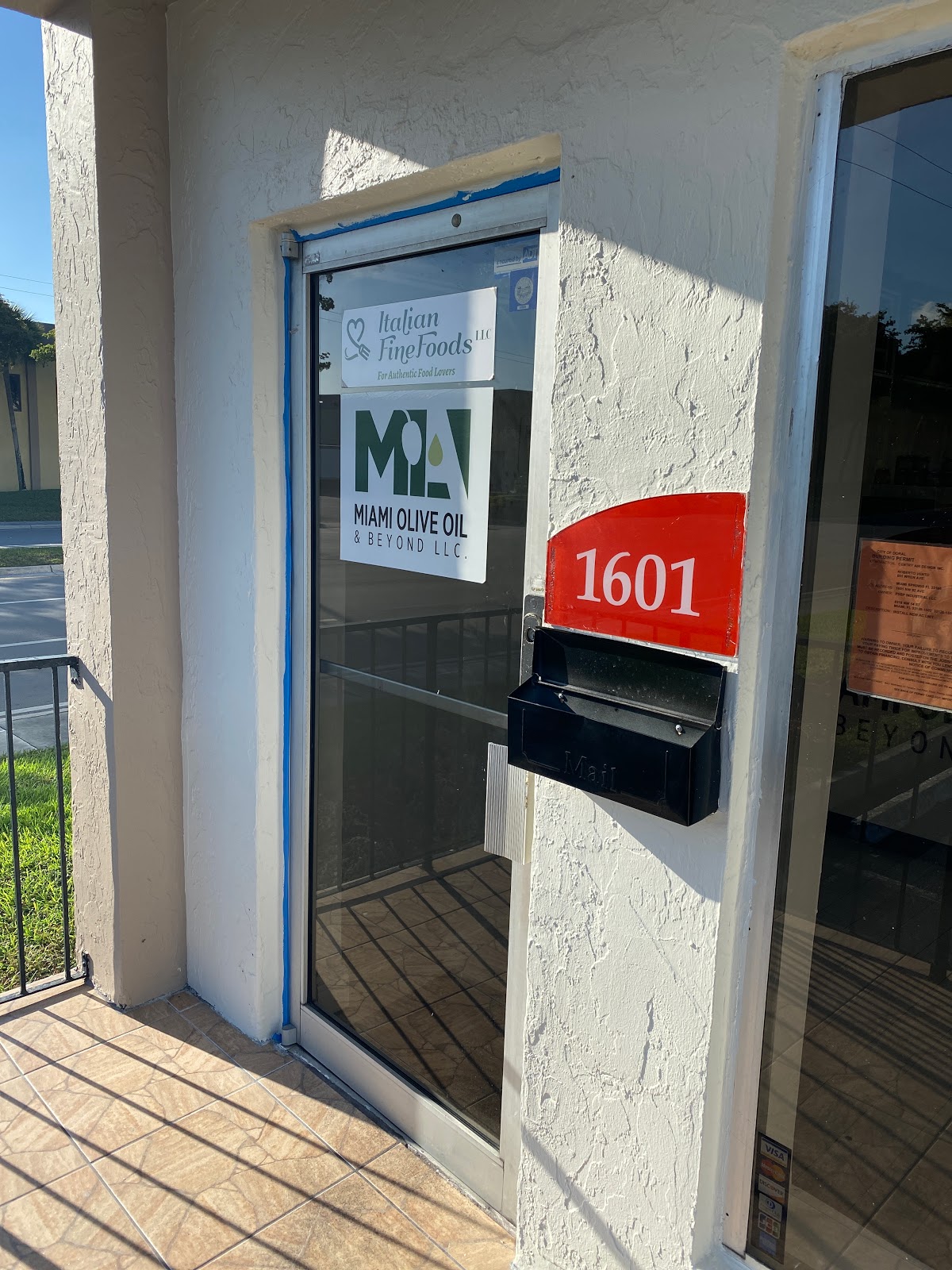 Miami Olive Oil & Beyond Olive Oil Storage Solutions