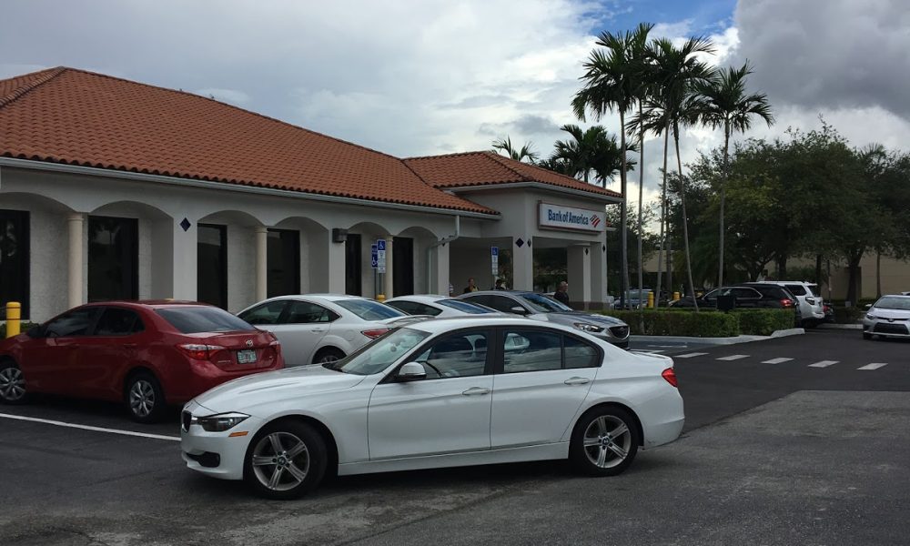 Bank of America (with Drive-thru services)