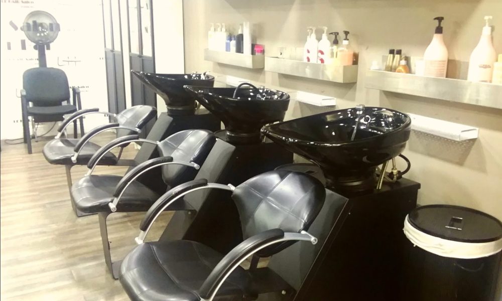 Le Hair Salon &amp; Color Bar