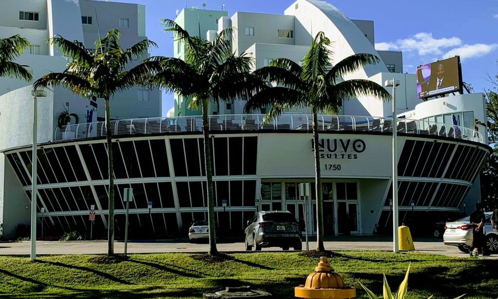 NUVO SUITES HOTEL