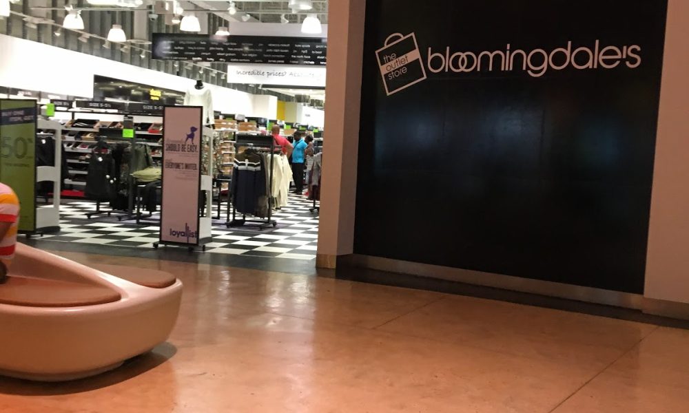 Bloomingdale's Outlet