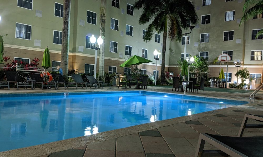 Homewood Suites by Hilton Miami - Airport West