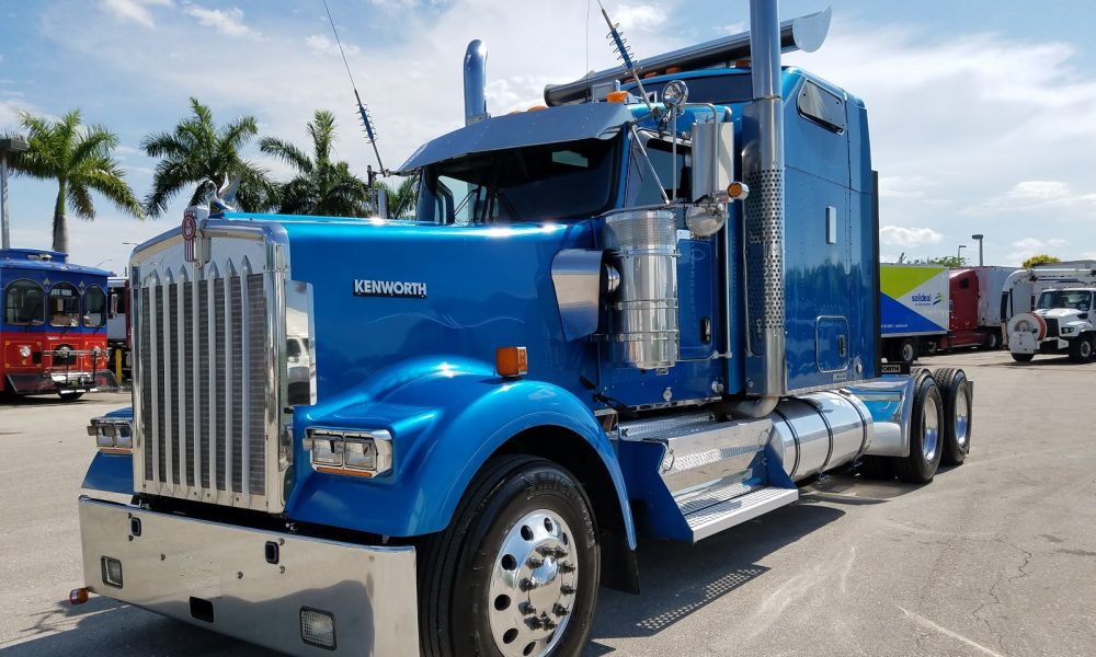 Lou Bachrodt Freightliner Sales Miami