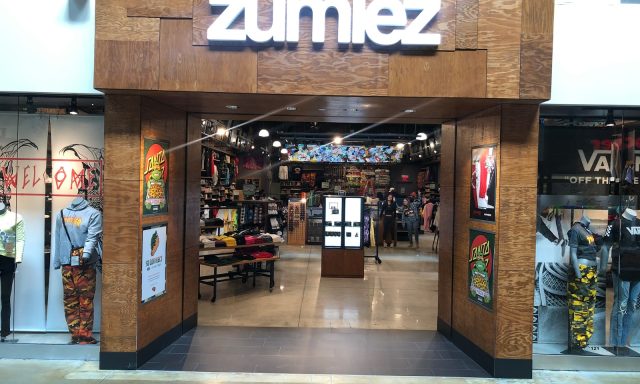 Zumiez