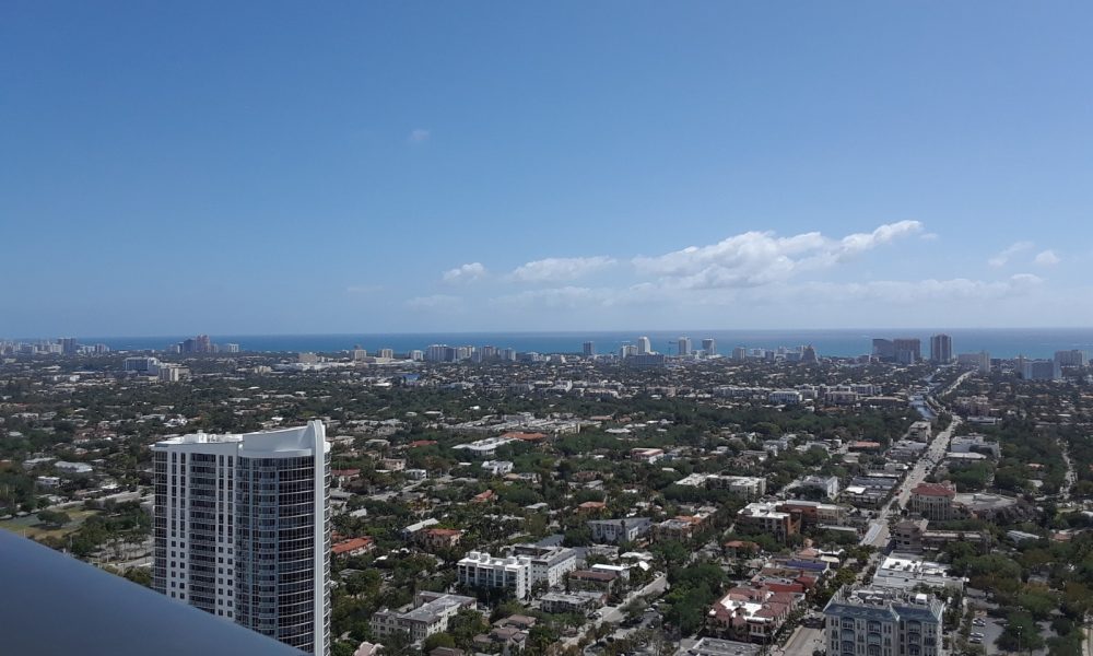 🏫 POLITECNICO DE MIAMI