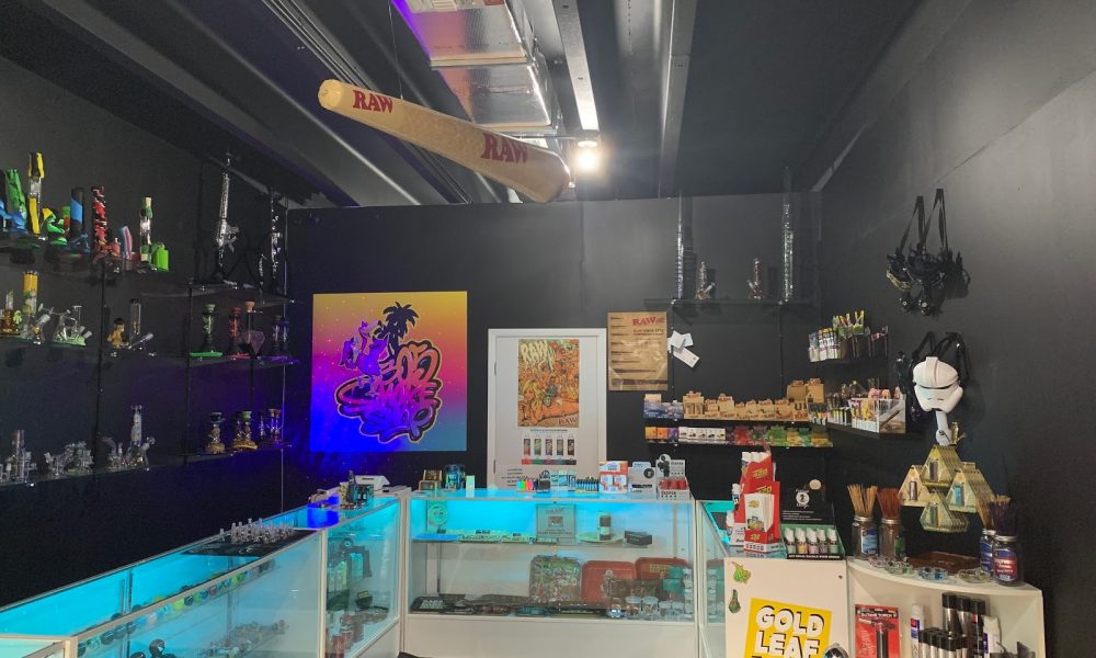 305 Smoke Shop