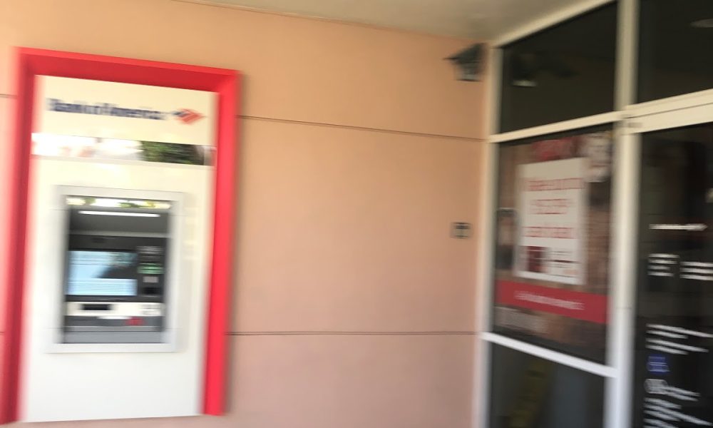 Bank of America (with Drive-thru services)