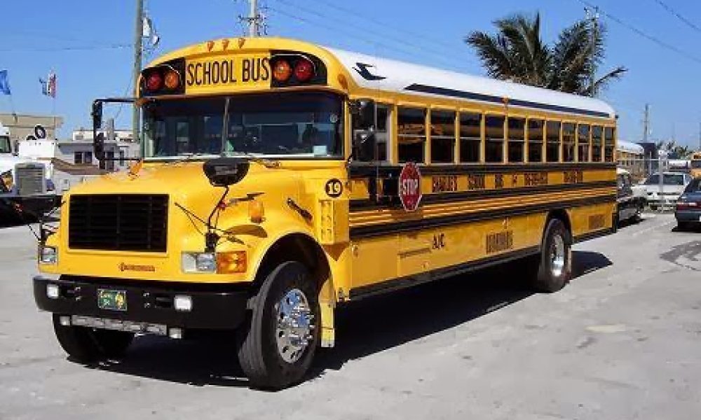 CHARLIE'S SCHOOL BUS SERVICE