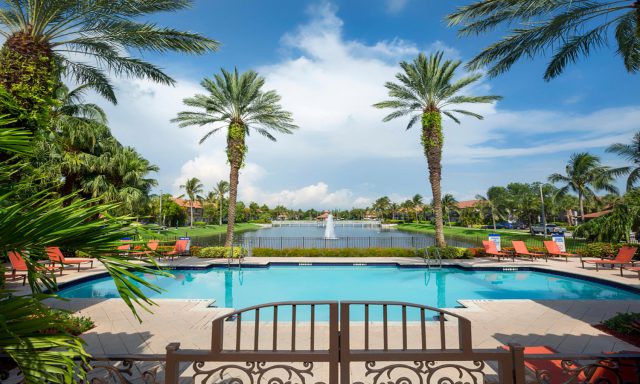 Camden Doral Villas Apartment Townhomes