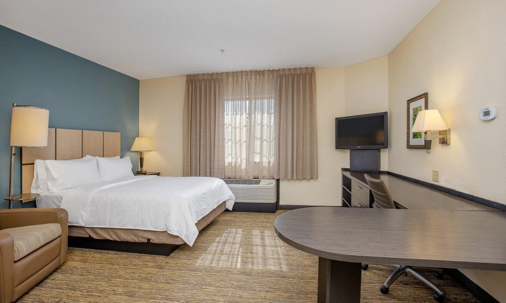 Candlewood Suites Miami Airport - Doral