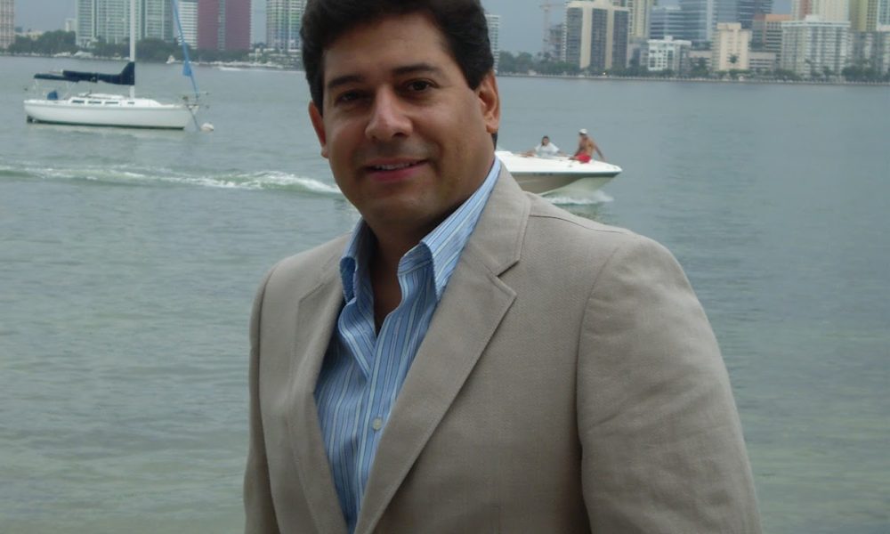 Esmir Palacios - Real Estate Broker & Financial Advisor - The Keyes Company