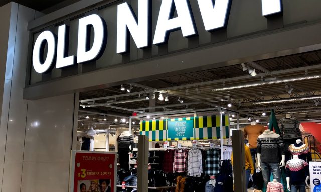 Old Navy – with Curbside Pickup