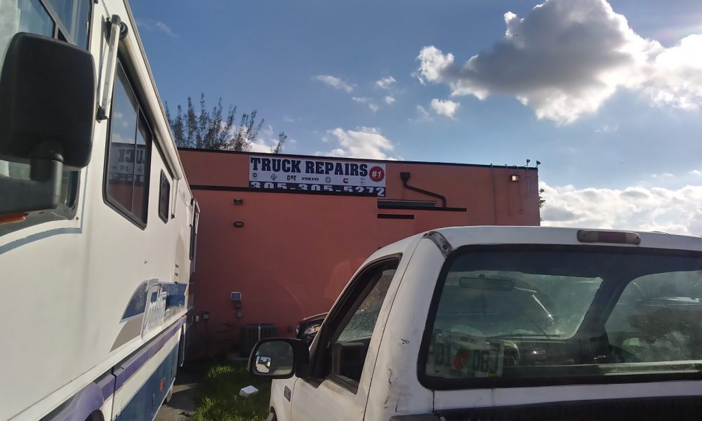 Sarrias Truck Repair