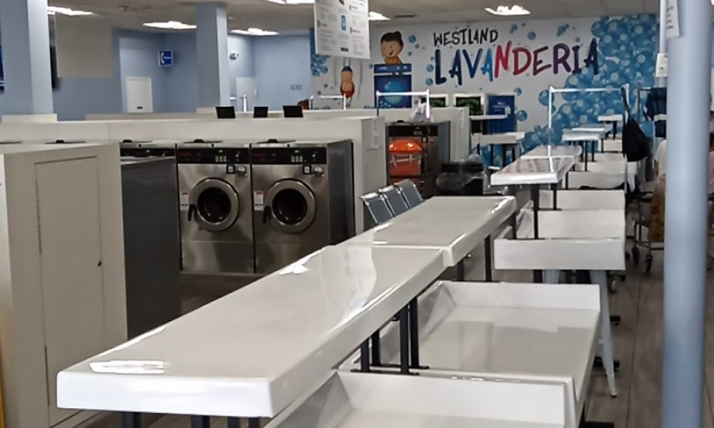 The Laundr-o-mat Coin Laundry & Dry Cleaners