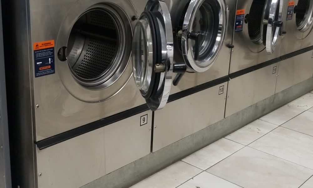 RM Coin Laundry of Sweetwater