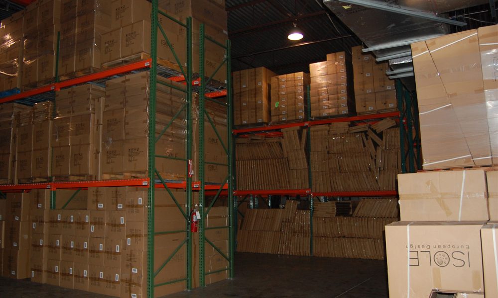 Bath for living warehouse