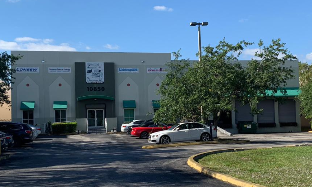 Consew- Consolidated Sewing Machine