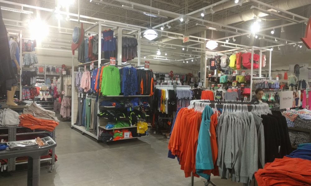 Old Navy Outlet - with Curbside Pickup