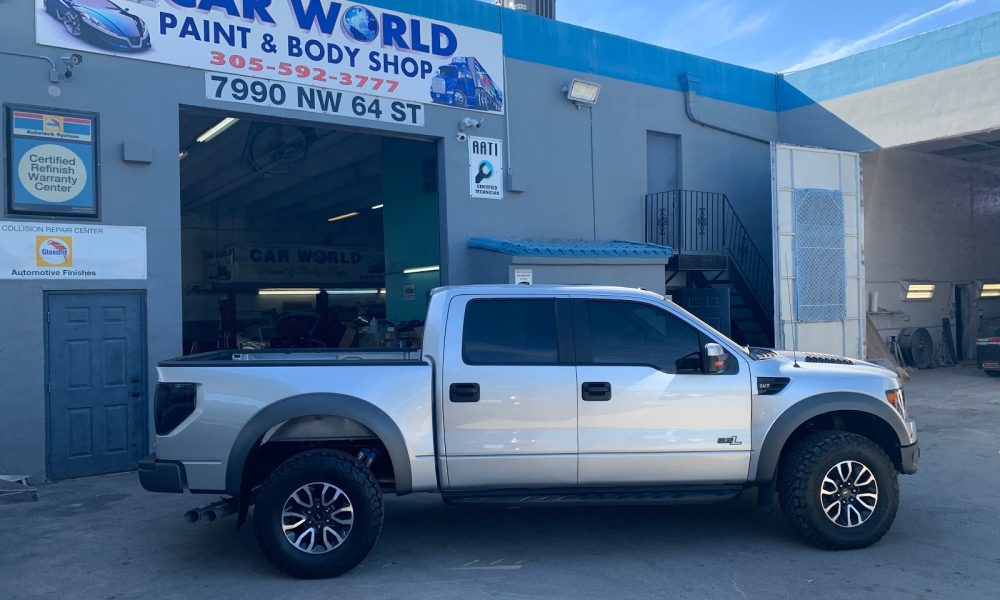 Car World Paint &amp; Body Shop