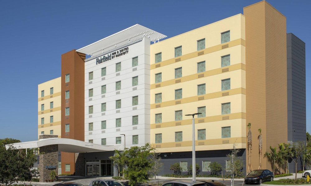 Fairfield Inn &amp; Suites by Marriott Miami Airport West/Doral