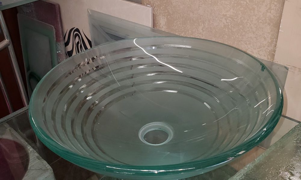 Instant Glass & Mirror Inc