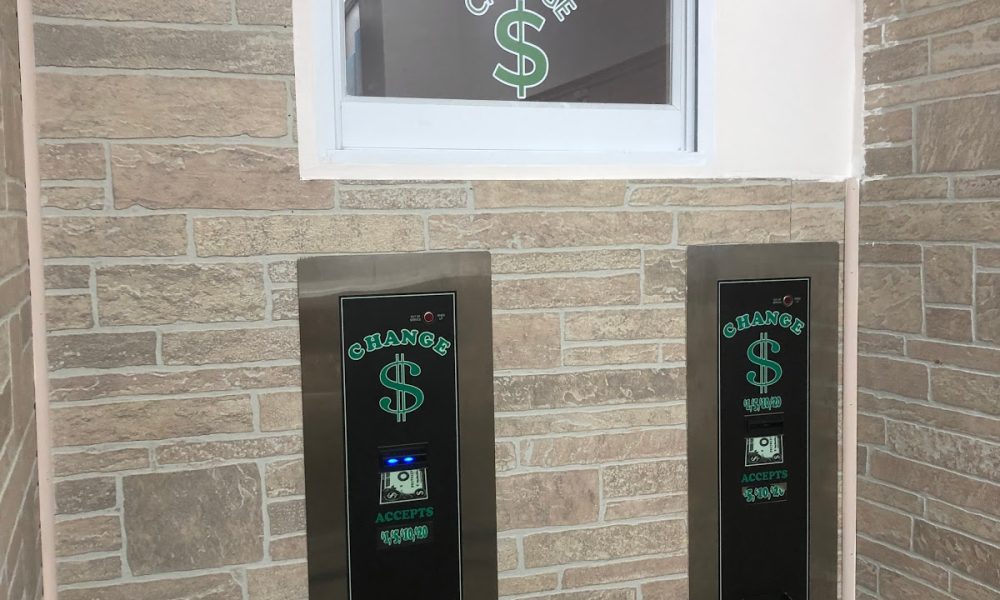 RM Coin Laundry of Sweetwater