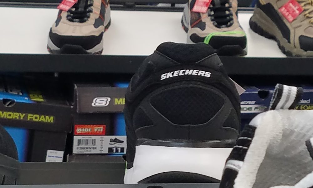 SKECHERS Warehouse Outlet