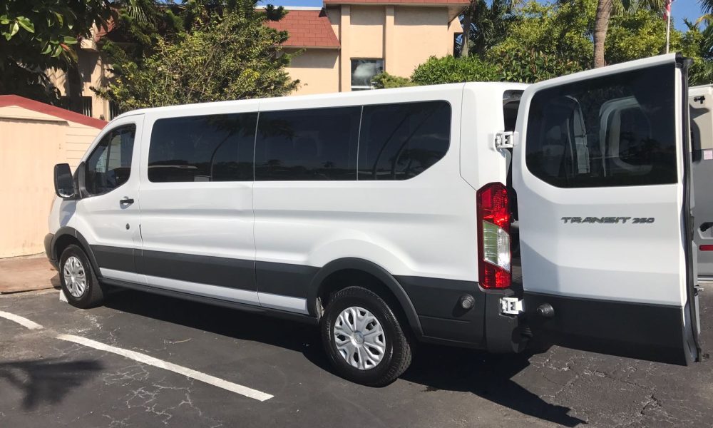 Traveller Solution &amp; Transportation Limo Car Service