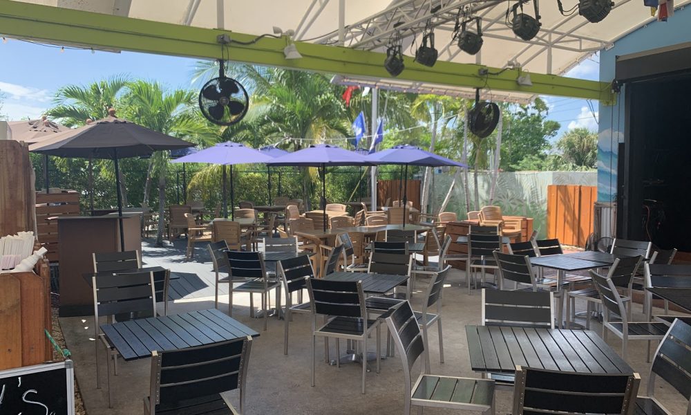 Woodys West End Tavern