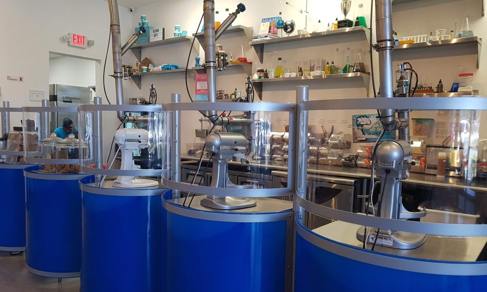 Brain Freeze®️Nitrogen Ice Cream & Yogurt Lab