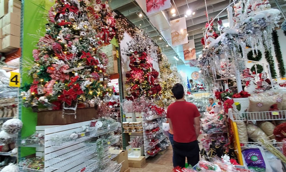 Chan's Silk Flowers (CSF Miami)