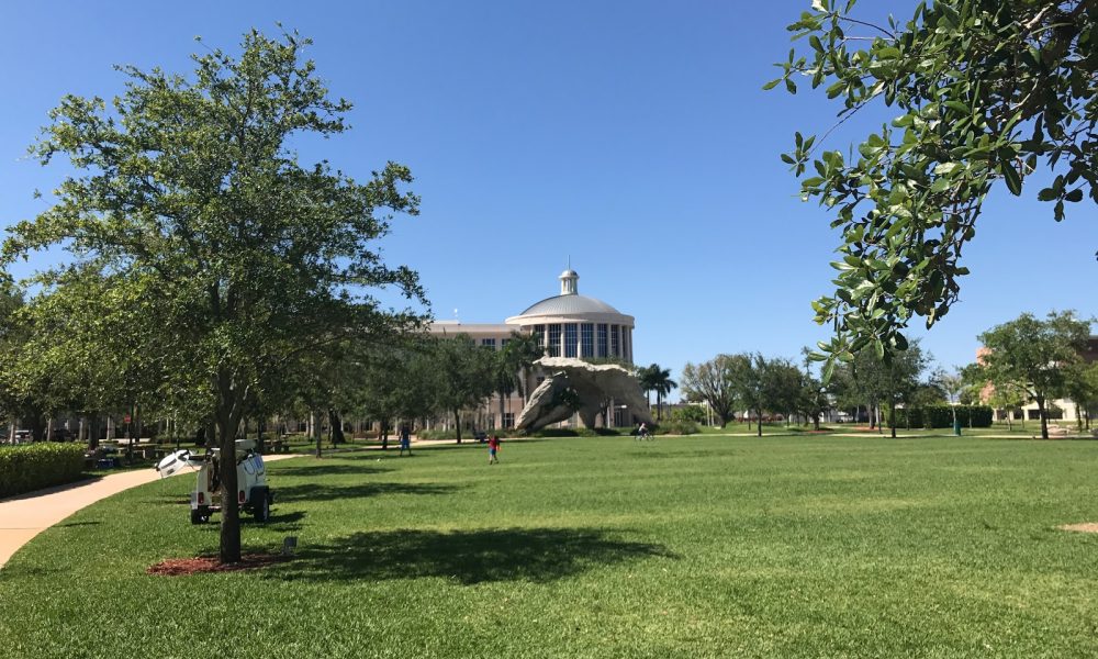 Downtown Doral Park (NB)