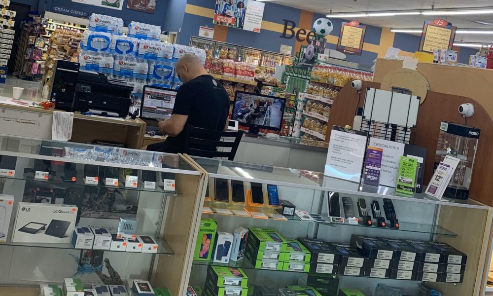 Mundo Pcs Wireless Accessories Inc