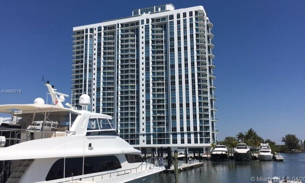 Realtor Juan Rodriguez. Agente de Bienes Raices, Especialista y Asesor Inmobiliarios de Brickell Realty Group.