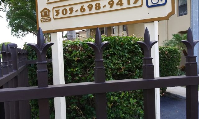 Russ Allen Apartments