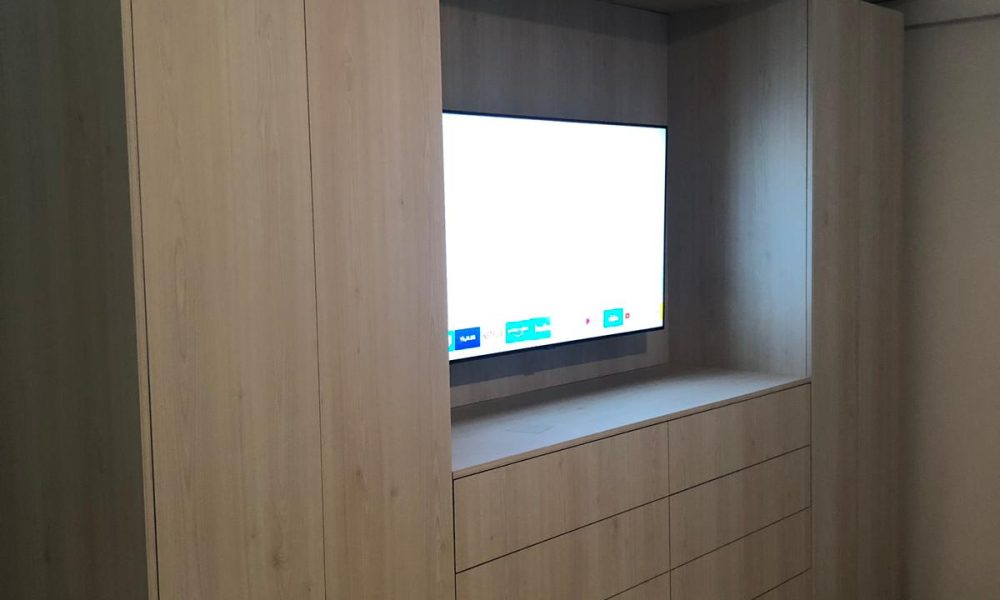 SANTANA & SANTANA CUSTOM WOODWORK