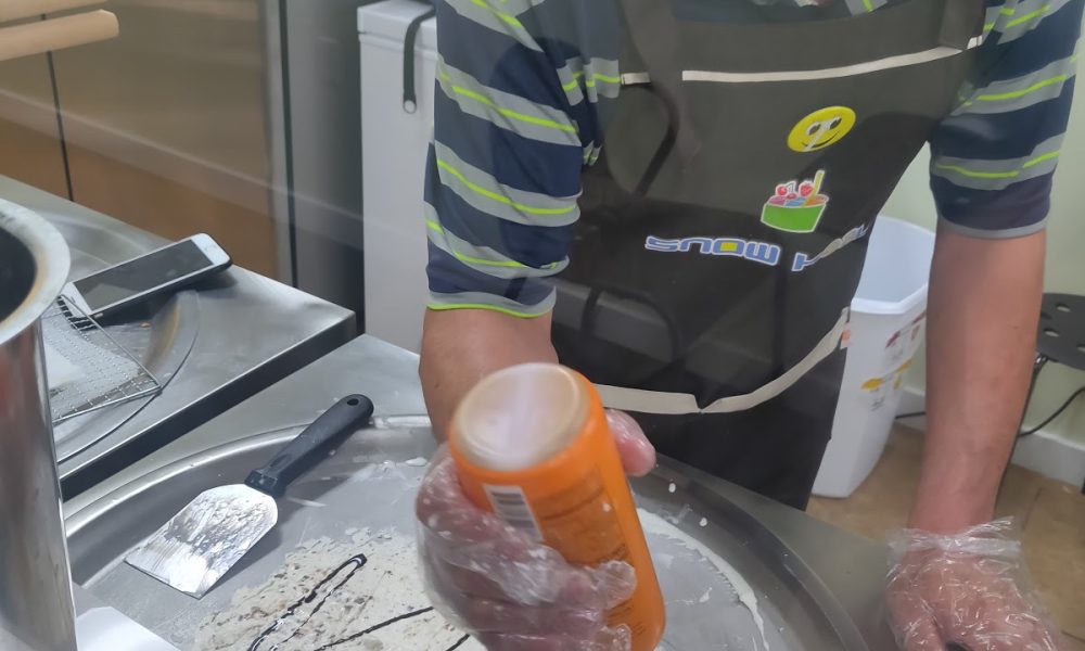 SNOW KOOL ICE CREAM & BUBBLE TEA