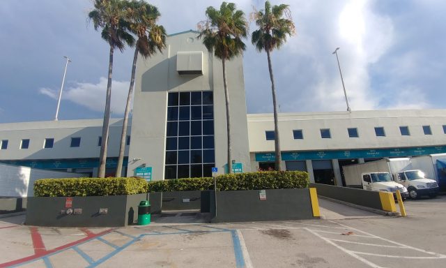 Worldwide Flight Services (MIA 707B)