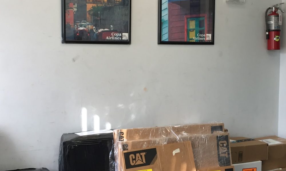 Copa Airlines Courier