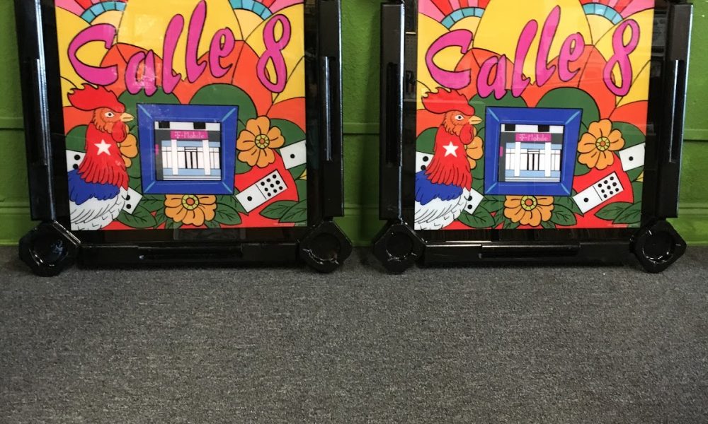 El Cubanito Domino (Domino Tables) manufacturers