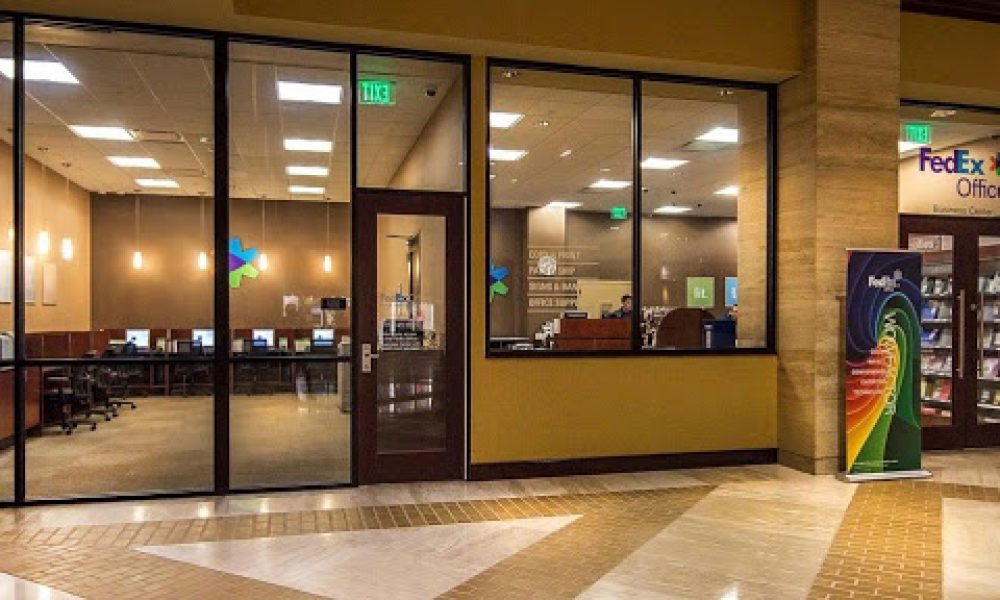 FedEx Office Print &amp; Ship Center