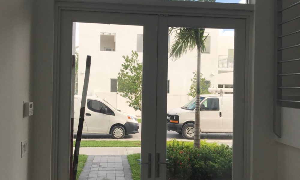 Miami Eco LOW Energy Window tinting(SMART Tint) for house, condo, office, business, Residential , Commercial , Marine ,Custom Color Wraps & Graphic Design