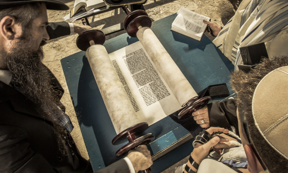 Romulo Avendano - Photo