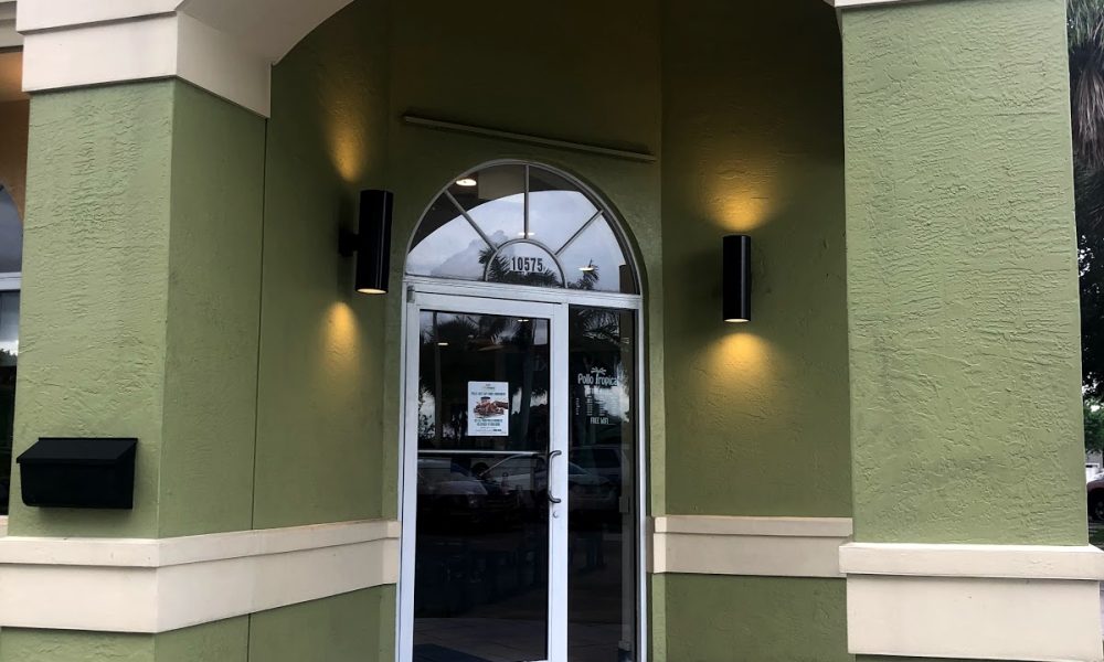 Pollo Tropical