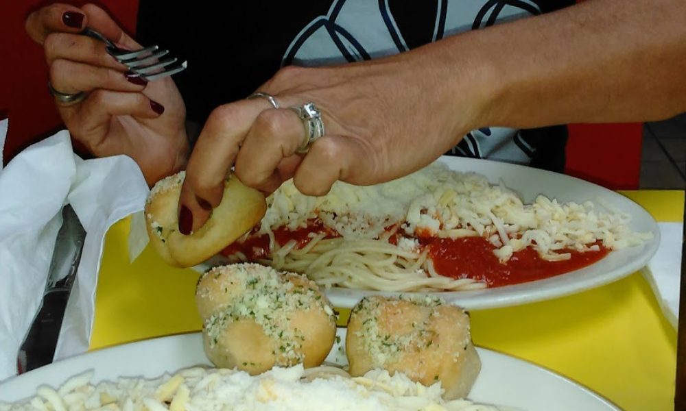 Rey's Pizza